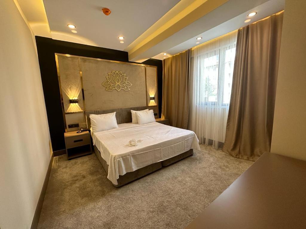 Istanblu Hotel Atasehir イスタンブール エクステリア 写真